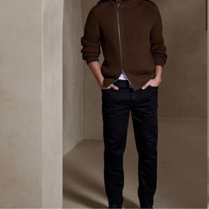 Banana republic slim fit traveler pant